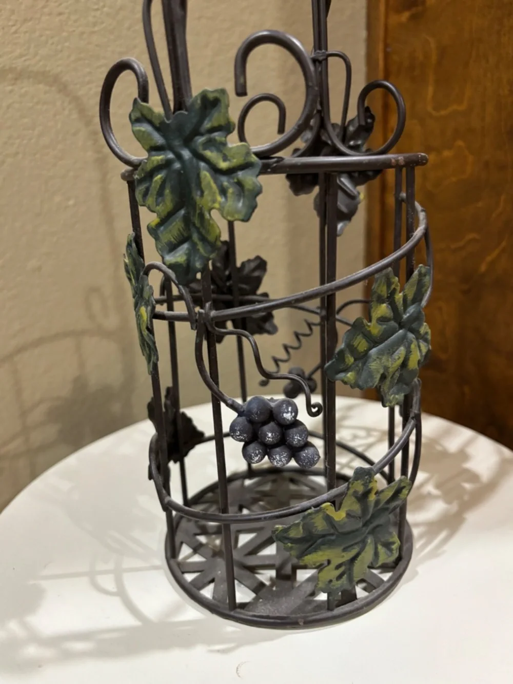N/A ornate detail